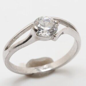 Vintage Sterling Silver White Round CZ Ring